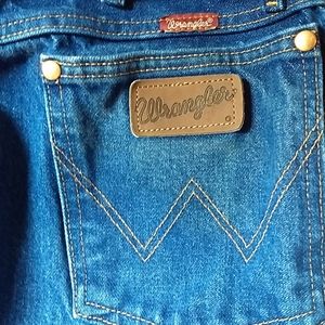 Men's Wrangler Jeans - Relaxed Fit